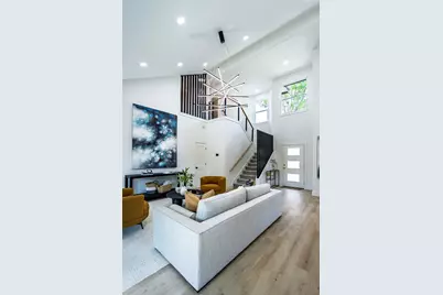9111 Hazelhurst Drive, Austin, TX 78729 - Photo 14