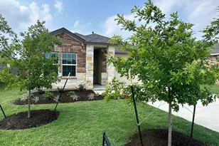 121 Seminole Dr, San Marcos, TX 78666 - Photo 2