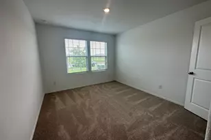 121 Seminole Dr, San Marcos, TX 78666 - Photo 6