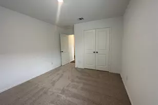 121 Seminole Dr, San Marcos, TX 78666 - Photo 8