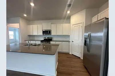 121 Seminole Drive, San Marcos, TX 78666 - Photo 14