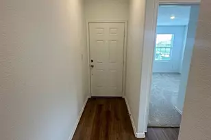 121 Seminole Dr, San Marcos, TX 78666 - Photo 4