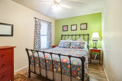 3008 Whisper Oaks Lane #B, Georgetown, TX 78628 - Photo 16