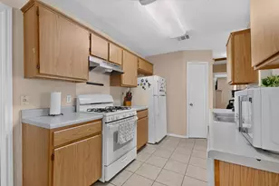 1601 Rusty Nail Loop, Round Rock, TX 78681 - Photo 6