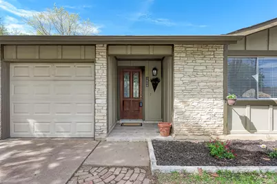 2804 Sissinghurst Drive, Austin, TX 78745 - Photo 4