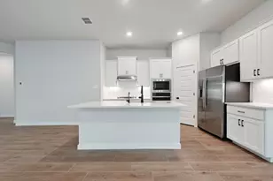 201 Arches Dr, Kyle, TX 78640 - Photo 4