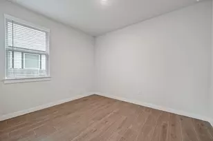 201 Arches Dr, Kyle, TX 78640 - Photo 10