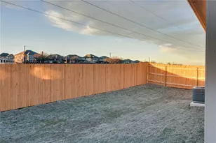 309 Naset Dr, Georgetown, TX 78626 - Photo 32