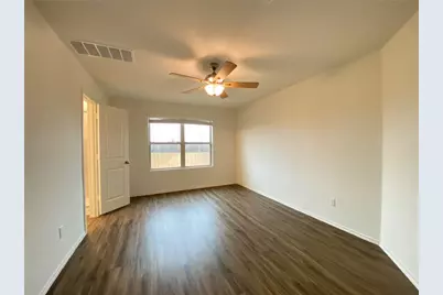 529 Greatest Gift Way, Jarrell, TX 76537 - Photo 16