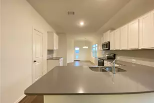 529 Greatest Gift Wy, Jarrell, TX 76537 - Photo 6
