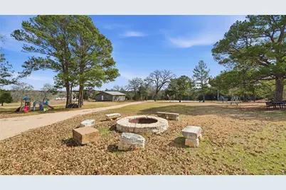 182 Little Ranch Road, Red Rock, TX 78662 - Photo 8