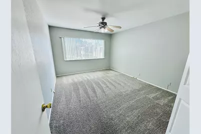 601 W 11th Street #225, Austin, TX 78701 - Photo 12
