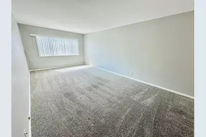 601 W 11th Street #225, Austin, TX 78701 - Photo 6