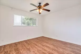 1417 Braes Ridge Dr, Austin, TX 78723 - Photo 18