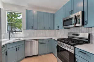 5200 Grover Ave, Austin, TX 78756 - Photo 8