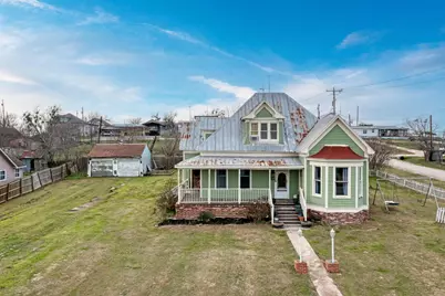 308 N Broad Street, Coupland, TX 78615 - Photo 2