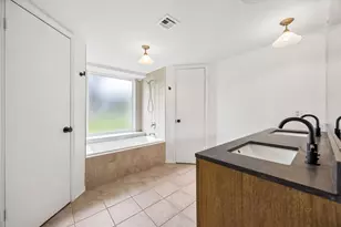 2609 Monarch Dr, Austin, TX 78748 - Photo 10