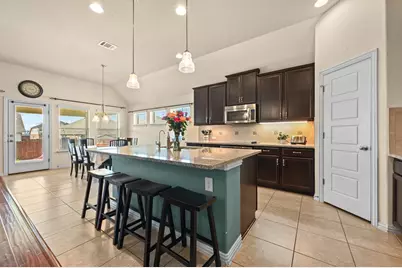 703 N Emory Cove, Hutto, TX 78634 - Photo 10