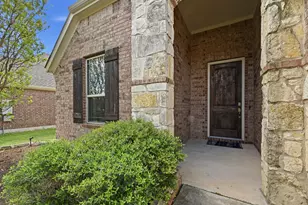 703 N Emory Cove, Hutto, TX 78634 - Photo 4