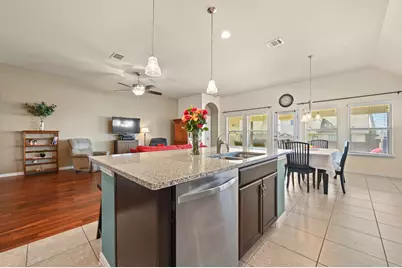 703 N Emory Cove, Hutto, TX 78634 - Photo 12