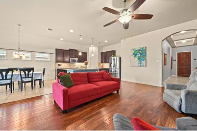 703 N Emory Cove, Hutto, TX 78634 - Photo 8