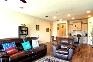 8001 Silhouette St, Austin, TX 78744 - Photo 10