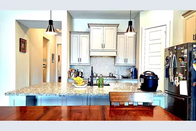 8001 Silhouette Street, Austin, TX 78744 - Photo 8