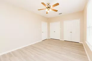 212 Sandstone Dr, Jarrell, TX 76537 - Photo 12