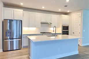 111 Pinyon Pne Dr, Bastrop, TX 78602 - Photo 2