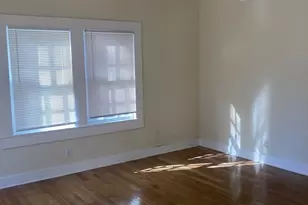 2710 Whitis Ave, Austin, TX 78705 - Photo 2