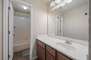 203 Holland St, Hutto, TX 78634 - Photo 14