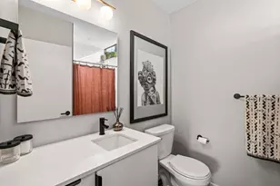 7525 Delafield Ln, Austin, TX 78752 - Photo 34