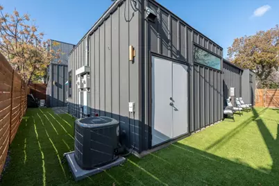 7525 Delafield Lane #B, Austin, TX 78752 - Photo 26