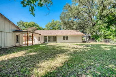 319 Columbine Street, Meadowlakes, TX 78654 - Photo 4