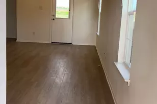 504 Barbary Coast Ln, Jarrell, TX 76537 - Photo 4