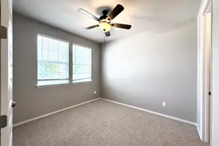 133 Fabion St, Kyle, TX 78640 - Photo 8