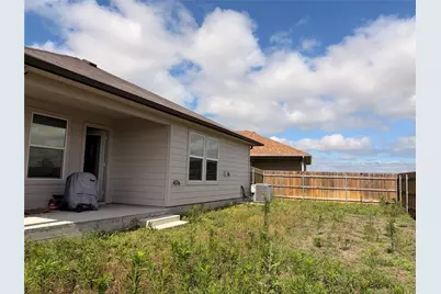 213 Lily Pond Trail, San Marcos, TX 78666 - Photo 14