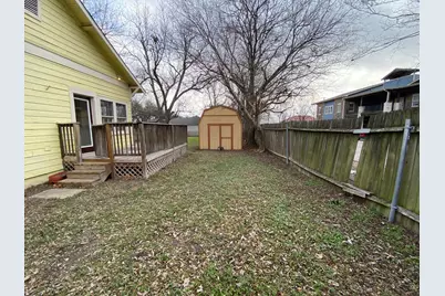 303 Taylor Street, Hutto, TX 78634 - Photo 18
