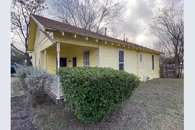 303 Taylor Street, Hutto, TX 78634 - Photo 2