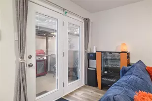 7406 Shadow Hill Dr, Austin, TX 78731 - Photo 12