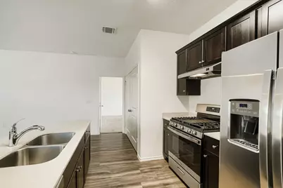 7001 Tonka Lane, Austin, TX 78744 - Photo 12