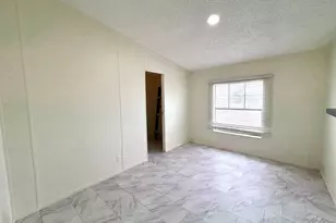 366 Co Rd 123, Buckholts, TX 76518 - Photo 20