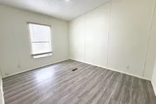 366 Co Rd 123, Buckholts, TX 76518 - Photo 16