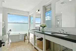 151 Crk Holw Wy, Spicewood, TX 78669 - Photo 20