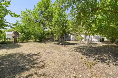 1701 W 7th Street, Taylor, TX 76574 - Photo 26
