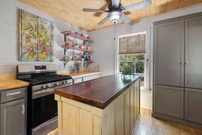 1701 W 7th Street, Taylor, TX 76574 - Photo 10