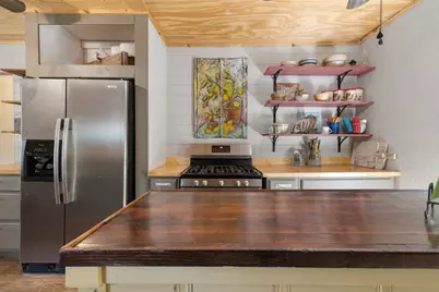 1701 W 7th Street, Taylor, TX 76574 - Photo 12