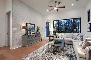 215 Honey Creek Ct, Austin, TX 78738 - Photo 4