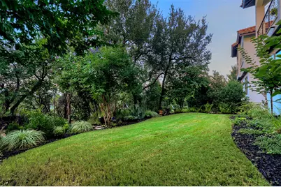 215 Honey Creek Court, Austin, TX 78738 - Photo 12
