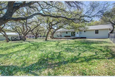 207 Haley, Johnson City, TX 78636 - Photo 20